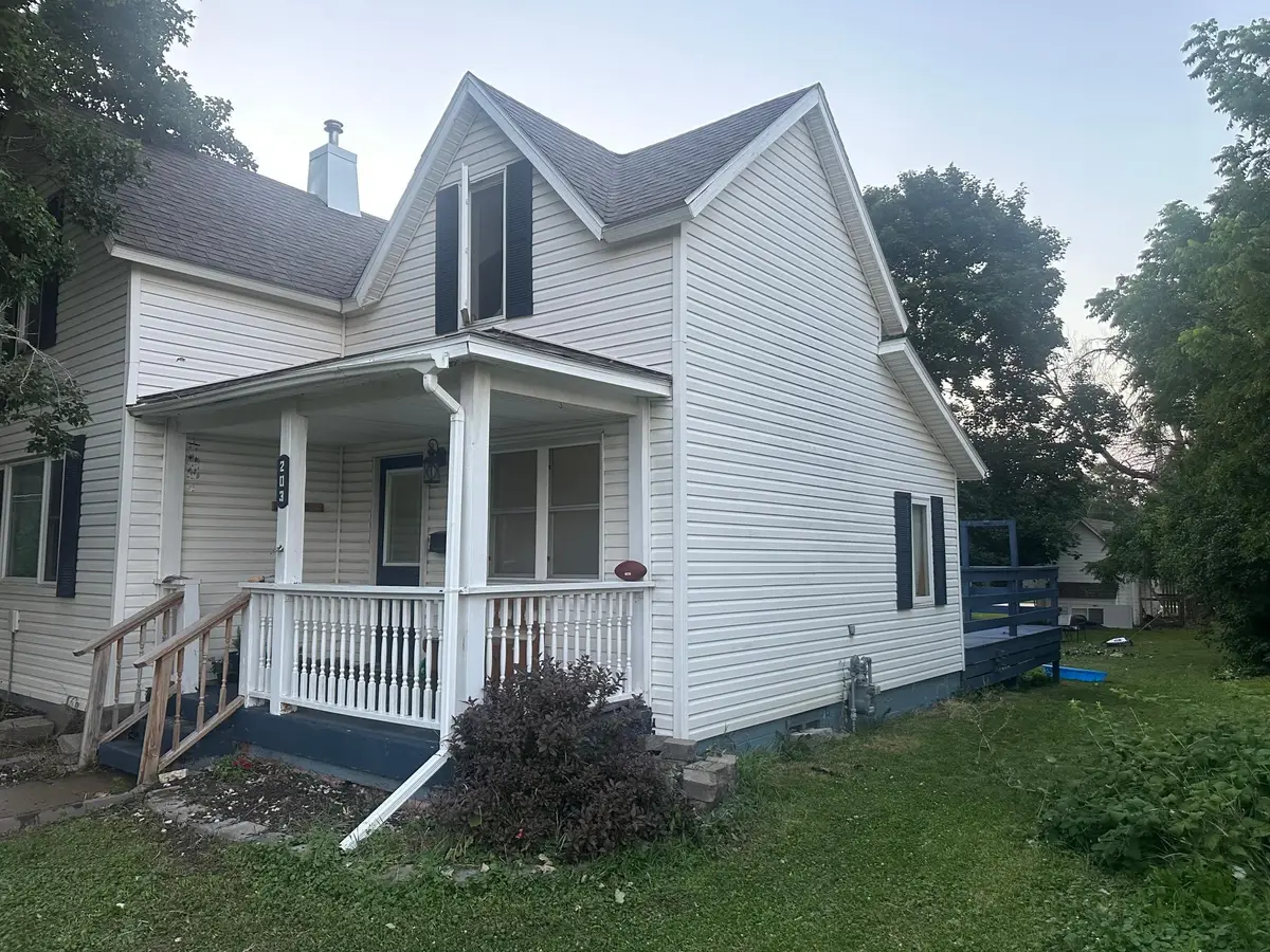 203 3rd Street Sw, Stewartville, MN 55976 - #1