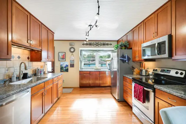 10519 Thomas Avenue S, Minneapolis, MN 55431