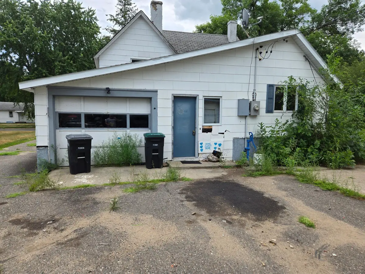 1007 7th Street Ne, Little Falls, MN 56345 - #1