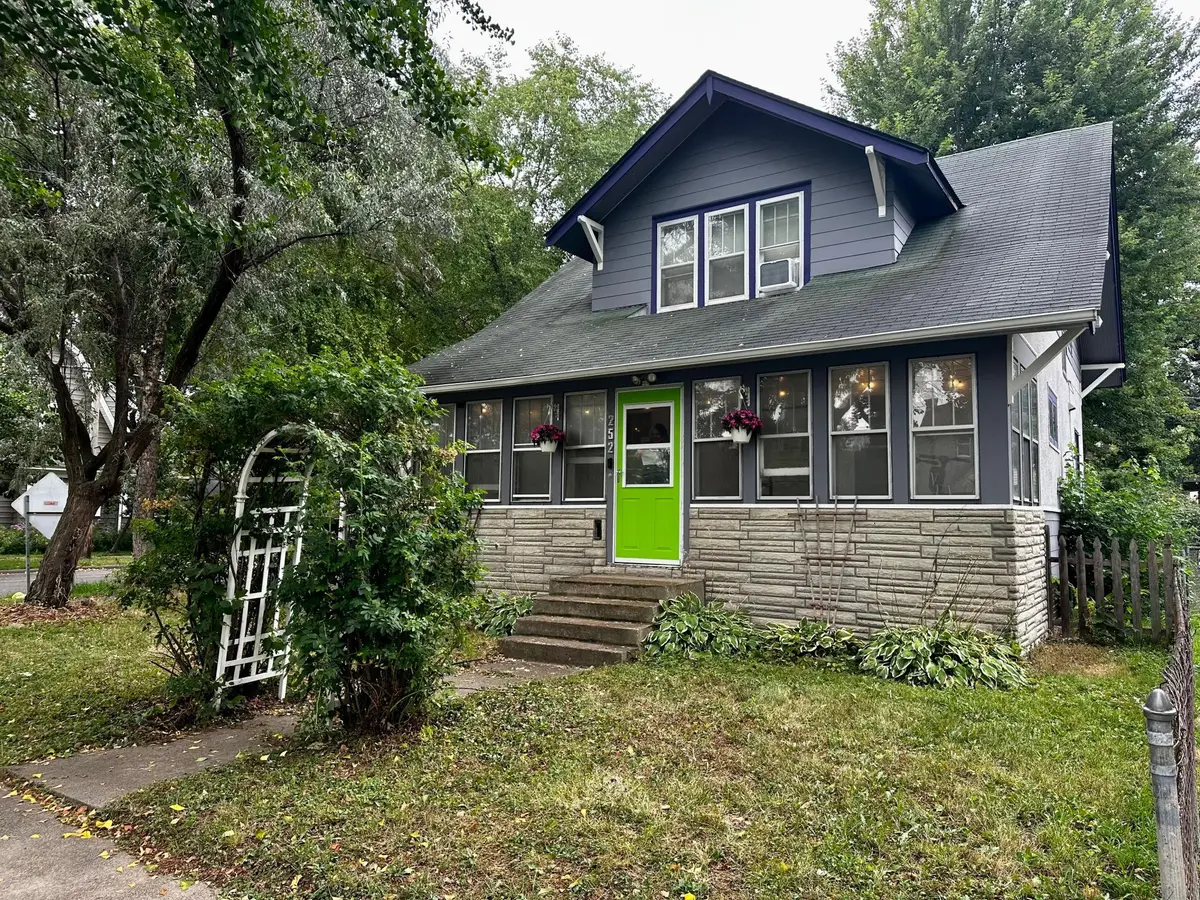 252 Stevens Street W, Saint Paul, MN 55107 - #1