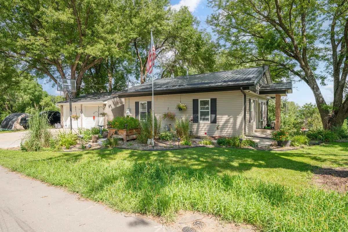 10 9th Avenue Nw, Oronoco, MN 55960 - #1