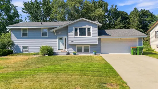 515 Westby Drive Ne, Spring Lake Park, MN 55432