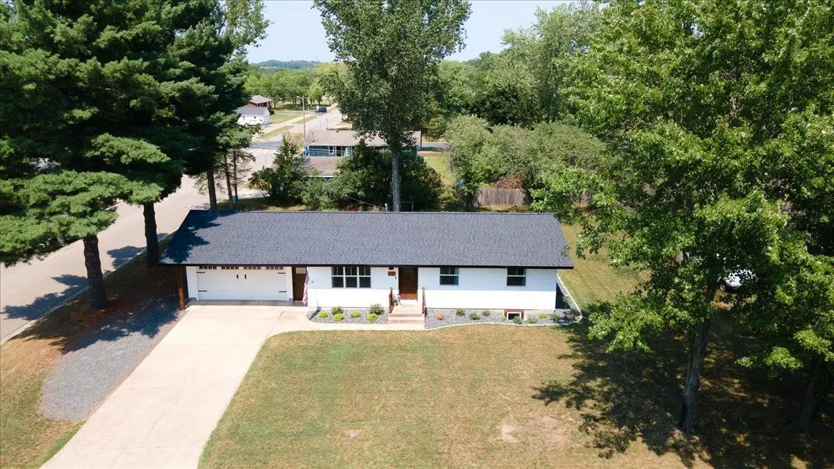 421 21st Avenue W, Menomonie, WI 54751 - #1