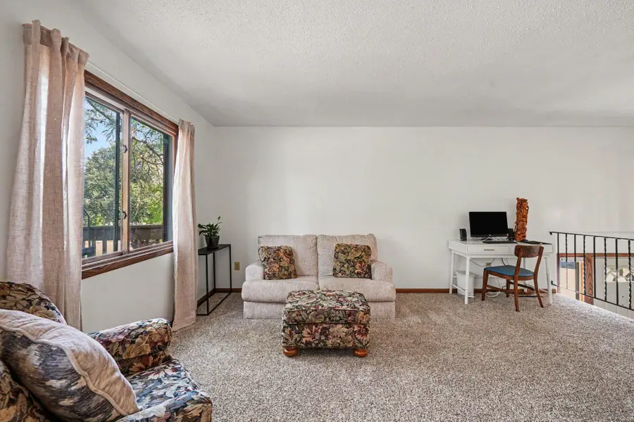 3916 Gershwin Avenue N, Oakdale, MN 55128 - #3