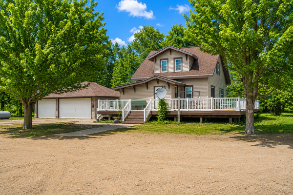 73681 290th Street, Saint James, MN 56081