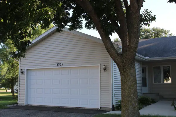 330 Sunfish Court, Winsted, MN 55395