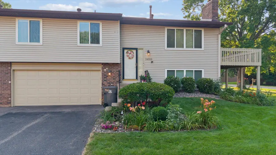 14323 Chestnut Drive, Eden Prairie, MN 55347 - #2