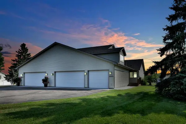 13031 Mulligan Court, Lindstrom, MN 55045