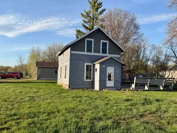 101 5th Avenue E, Lisbon, ND 58054