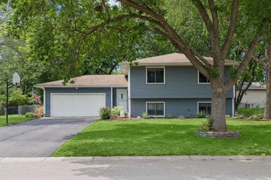 20749 Italy Avenue, Lakeville, MN 55044 - #2
