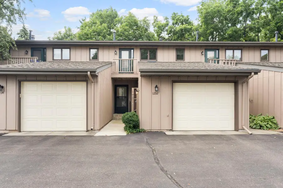 1232 Woodley Street E, Northfield, MN 55057 - #2