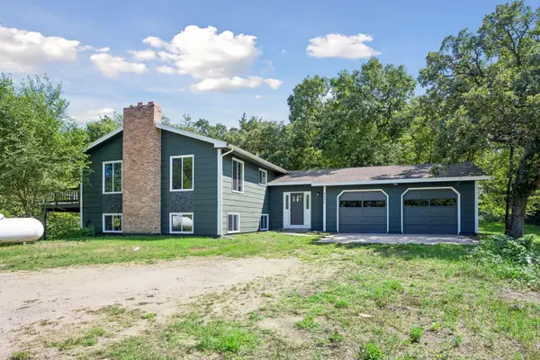 8645 163rd Street Nw, Clearwater, MN 55320