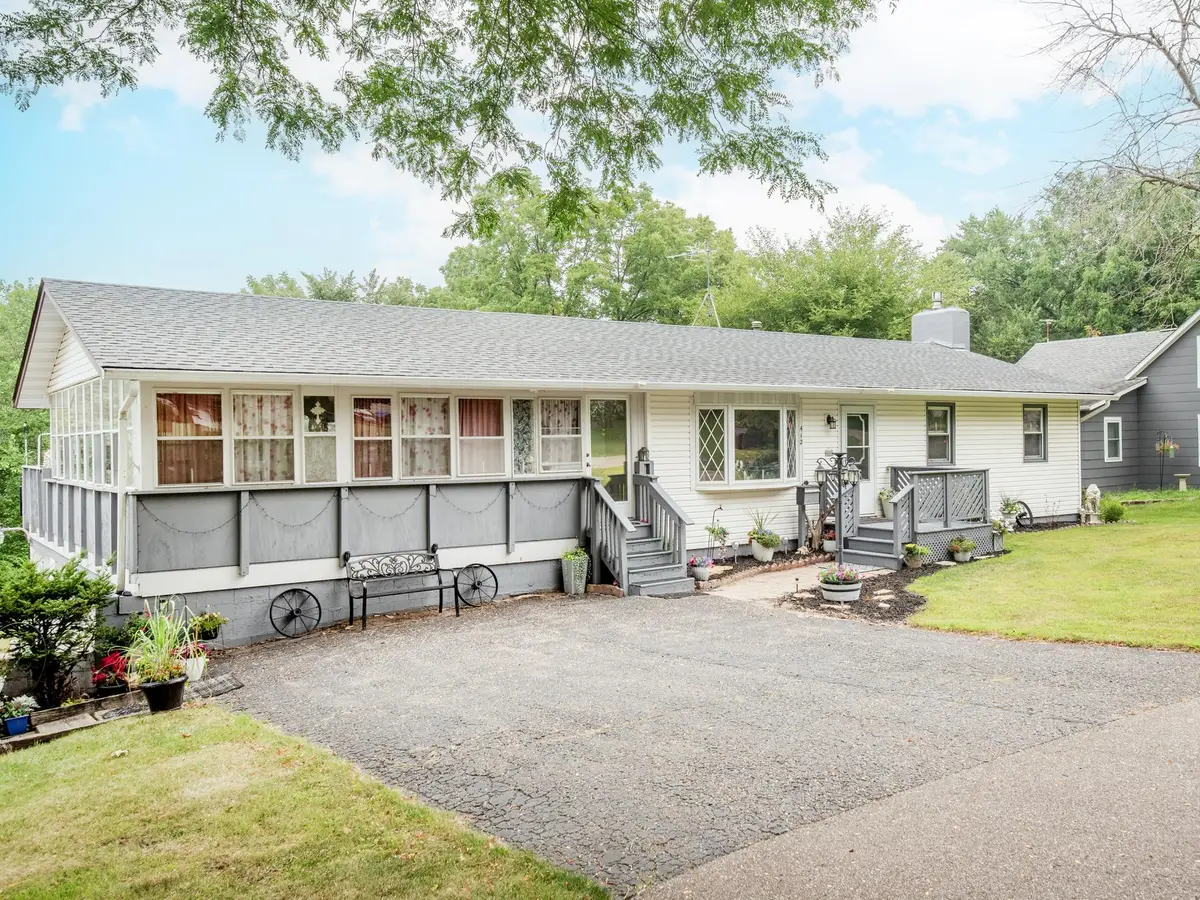 412 Water Street E, Cannon Falls, MN 55009 - #1