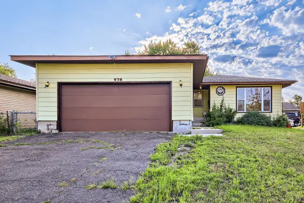 978 Western Avenue N, Saint Paul, MN 55117