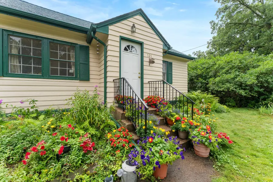 121 6th Avenue Ne, Cambridge, MN 55008 - #3