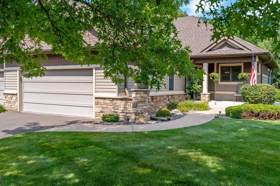 1371 Holly Avenue N, Oakdale, MN 55128 - #3