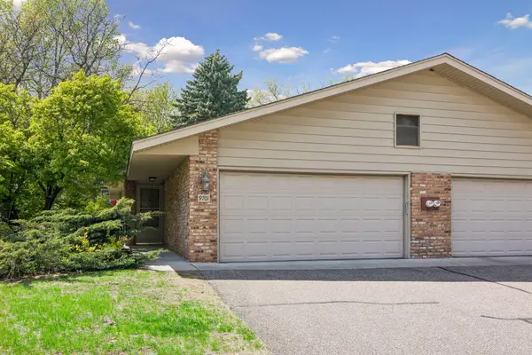 9701 Cimarron Trail, Hopkins, MN 55305
