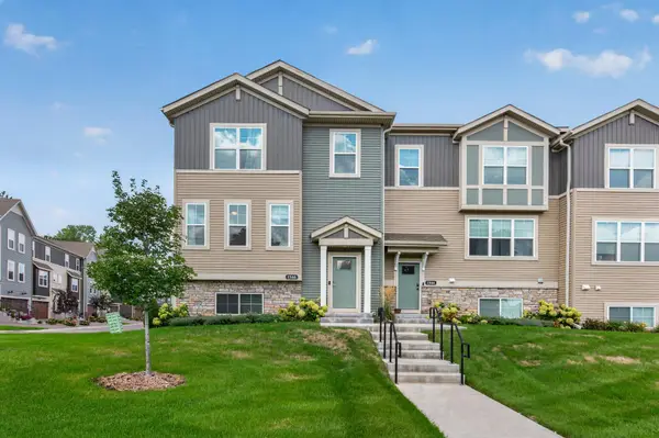 1546 Timberwood Lane, West Saint Paul, MN 55118