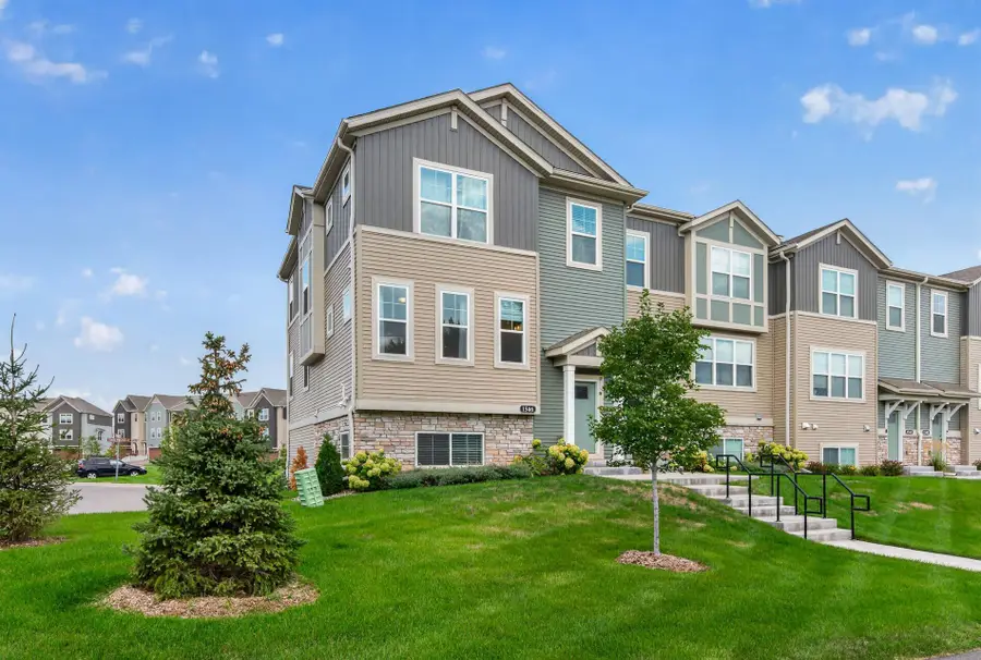 1546 Timberwood Lane, West Saint Paul, MN 55118 - #3