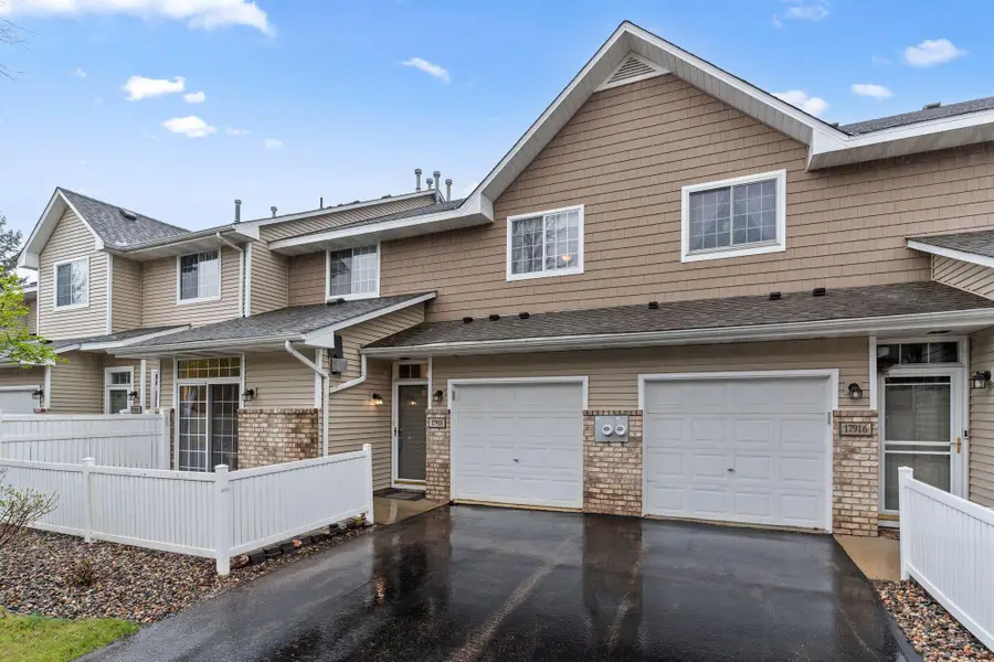 17918 Cobblestone Way, Eden Prairie, MN 55347 - #2