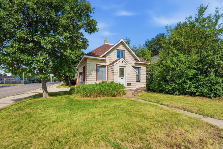 301 19th Avenue N, Saint Cloud, MN 56303 - #2