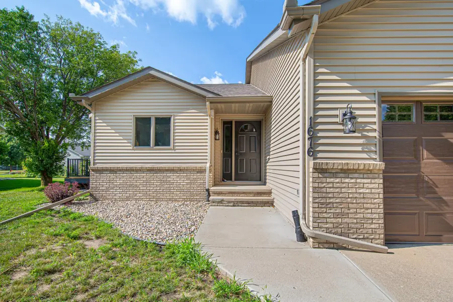1676 Castle Drive, Mankato, MN 56003 - #2
