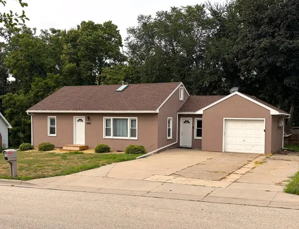 1519 Central Park Street, Red Wing, MN 55066