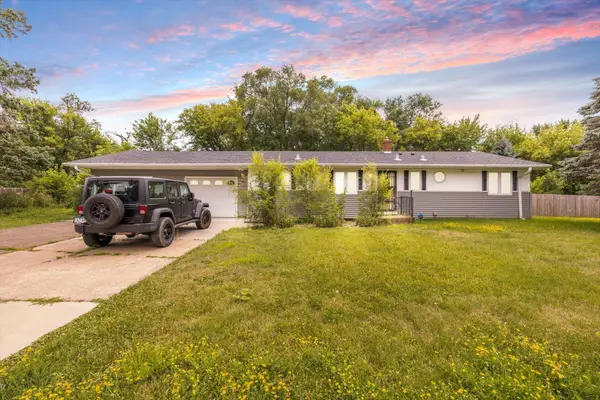 2656 Fremont Avenue E, Maplewood, MN 55119