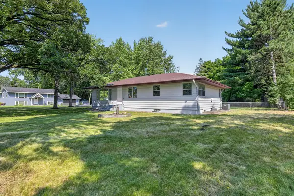 6096 Elm Street, North Branch, MN 55056