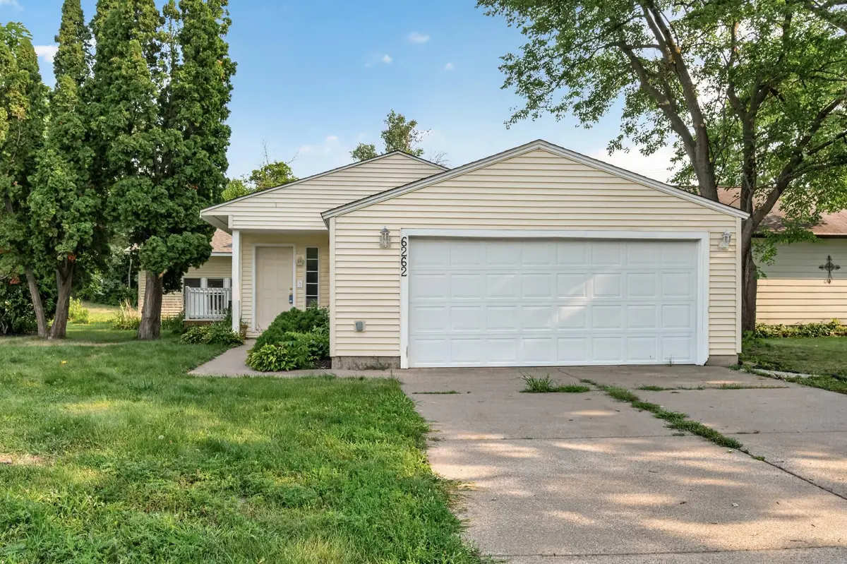 6262 7th Street N, Oakdale, MN 55128 - #1