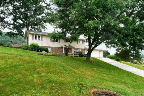 4251 Paar Street, La Crescent, MN 55947