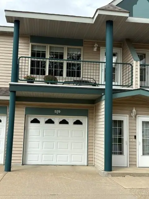529 Hilltop Drive Ne, Hutchinson, MN 55350 - #1