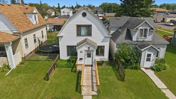 2334 Banks Avenue, Superior, WI 54880