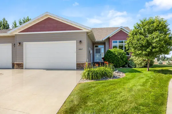 4357 Coventry Drive S, Fargo, ND 58104