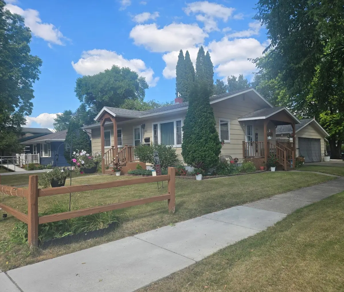 1322 19th Street S, Moorhead, MN 56560 - #1