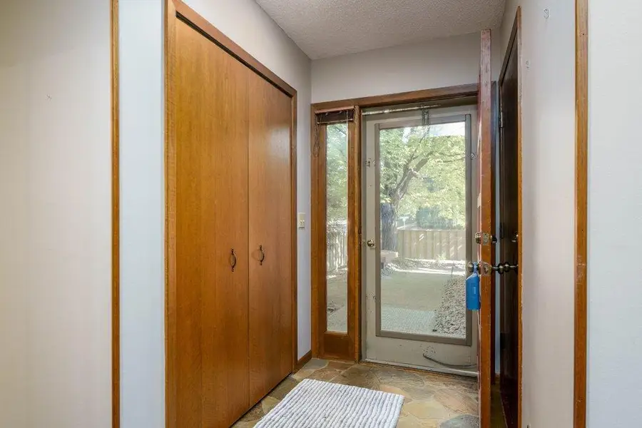 563 Sterling Street S, Maplewood, MN 55119 - #3