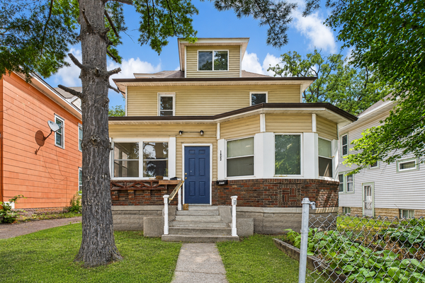 1622 Girard Avenue N, Minneapolis, MN 55411