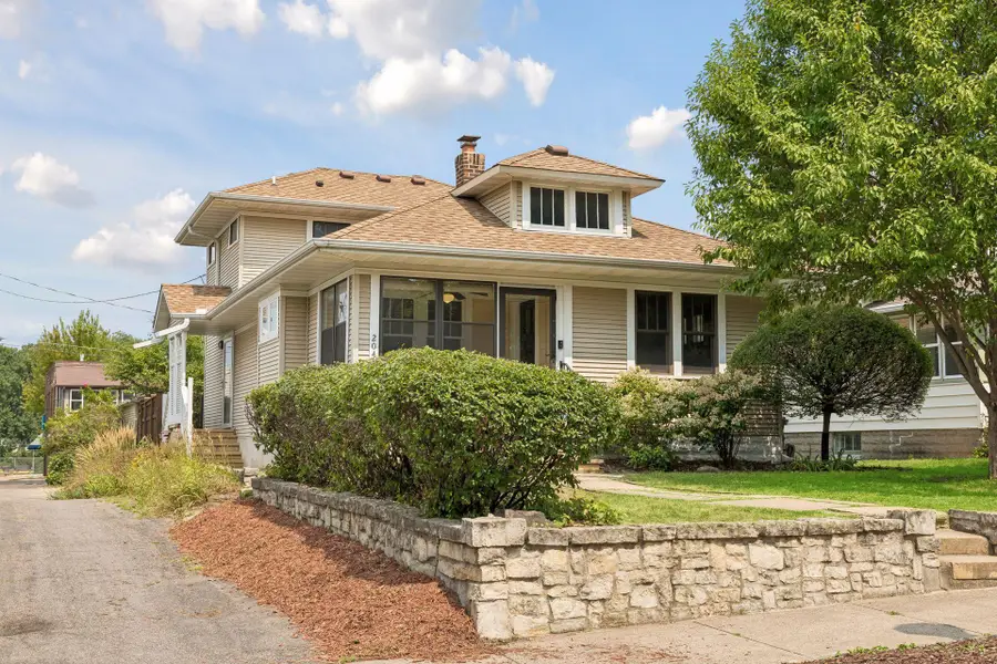 2043 Berkeley Avenue, Saint Paul, MN 55105 - #2
