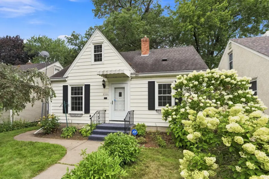 3326 Lincoln Street Ne, Minneapolis, MN 55418 - #3