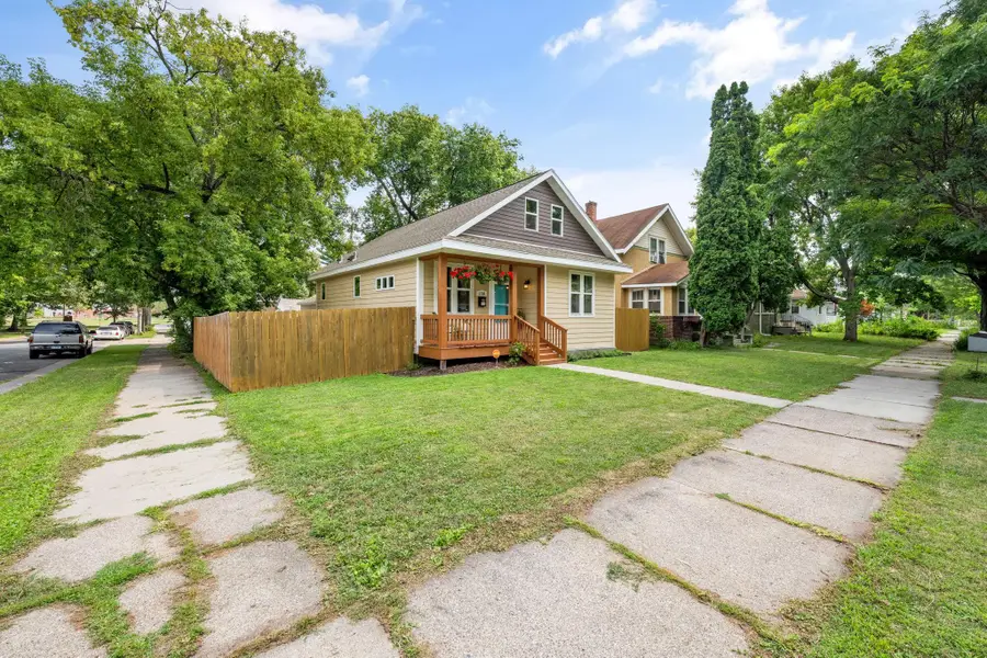 1730 Newton Avenue N, Minneapolis, MN 55411 - #3