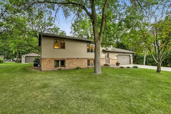 1557 Wildwood Road, Saint Cloud, MN 56303