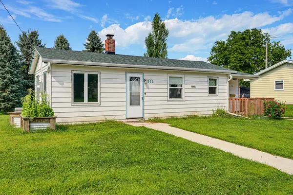 251 Dupont Avenue Ne, Hector, MN 55342