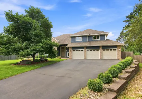 10340 Summer Place, Eden Prairie, MN 55347