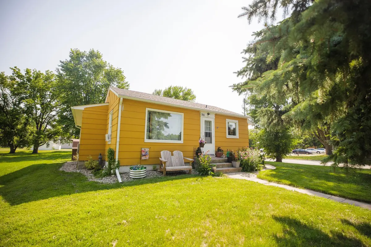 511 W 11th Street, Morris, MN 56267 - #1