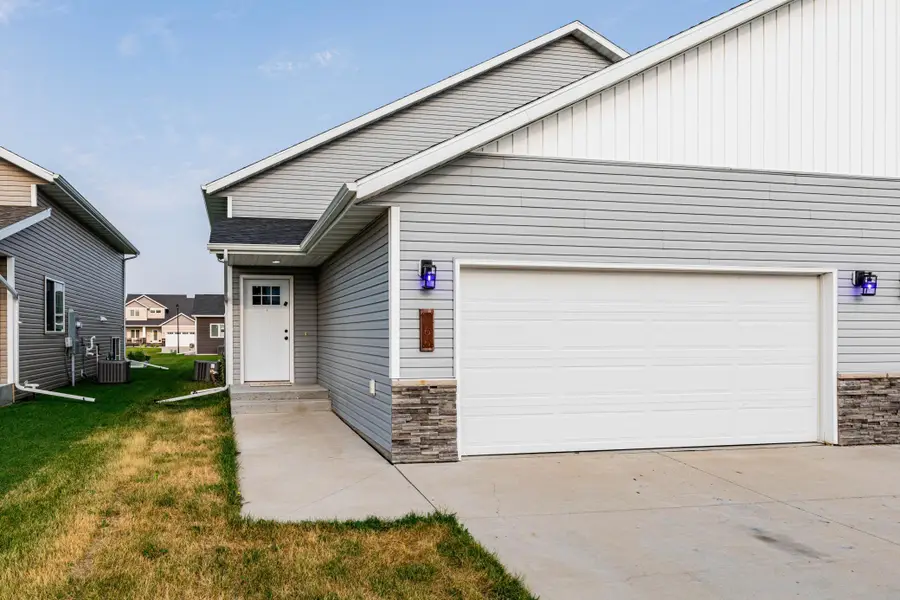 166 Pine Avenue, Mapleton, ND 58059 - #2