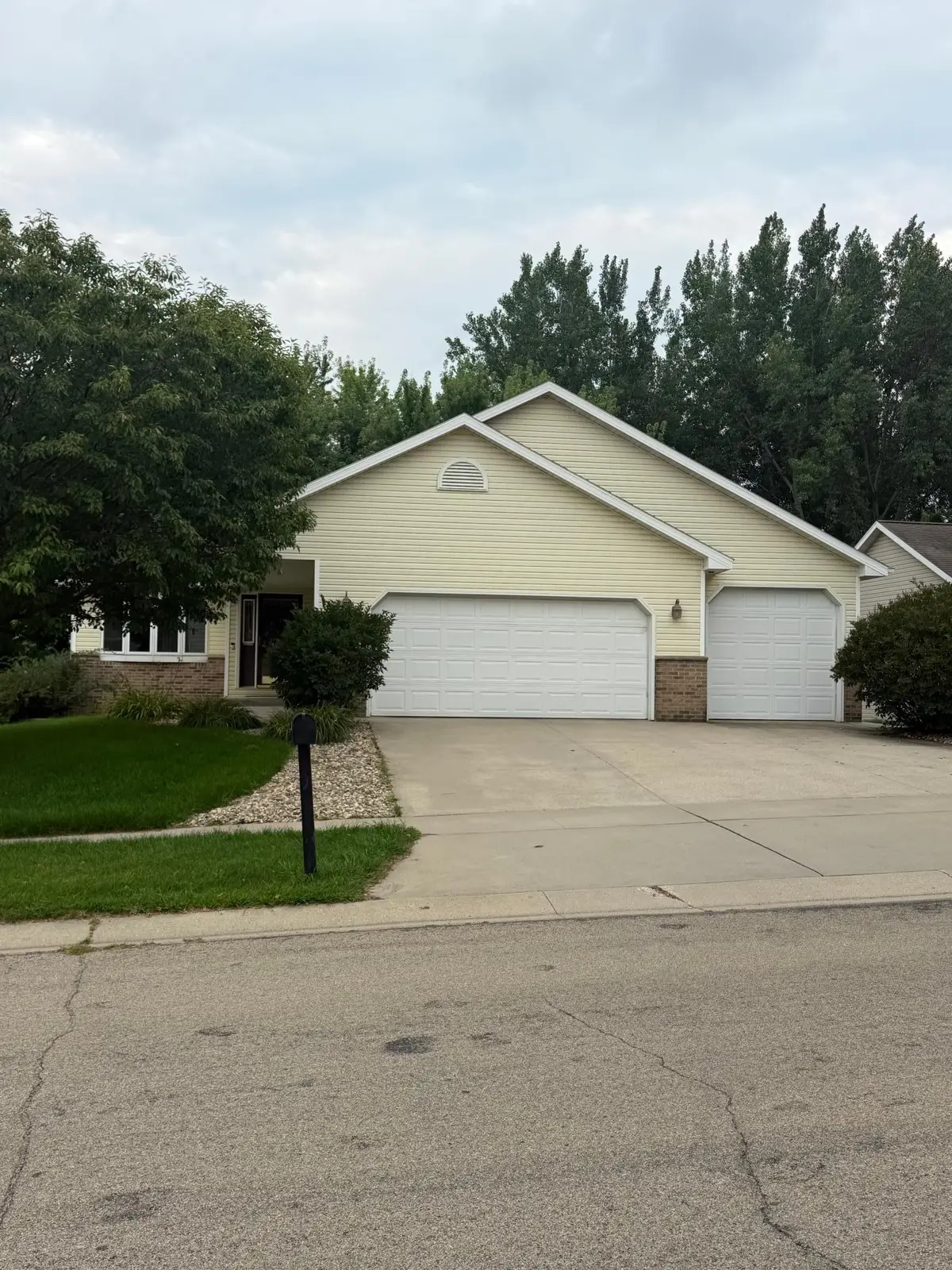 3514 42nd Street Nw, Rochester, MN 55901 - #1