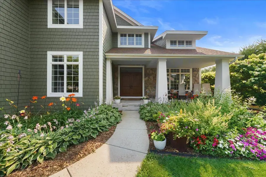 10614 Maple Boulevard, Woodbury, MN 55129 - #2