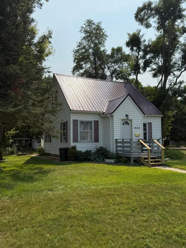 428 E Rooney Avenue, Appleton, MN 56208