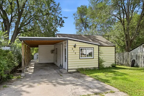 570 Ironton Street Ne, Fridley, MN 55432