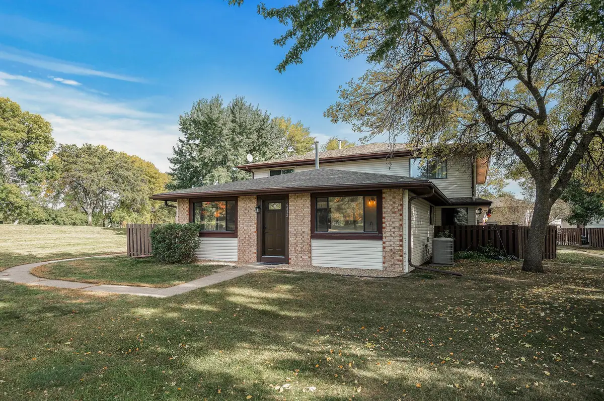 6432 84th Court N, Brooklyn Park, MN 55445 - #1